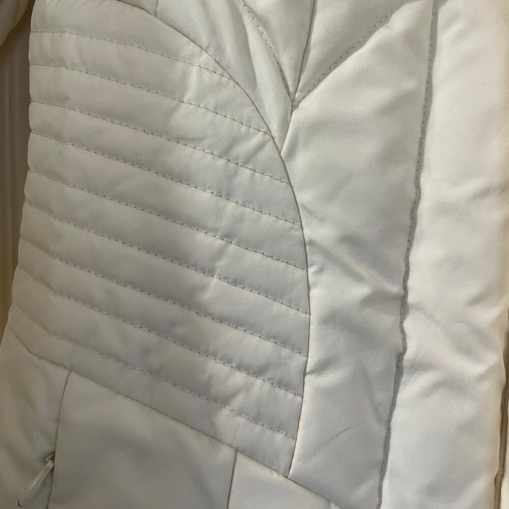 Larry Levine Down White puffer Jacket. Size XS High Collar - Picture 5 of 11